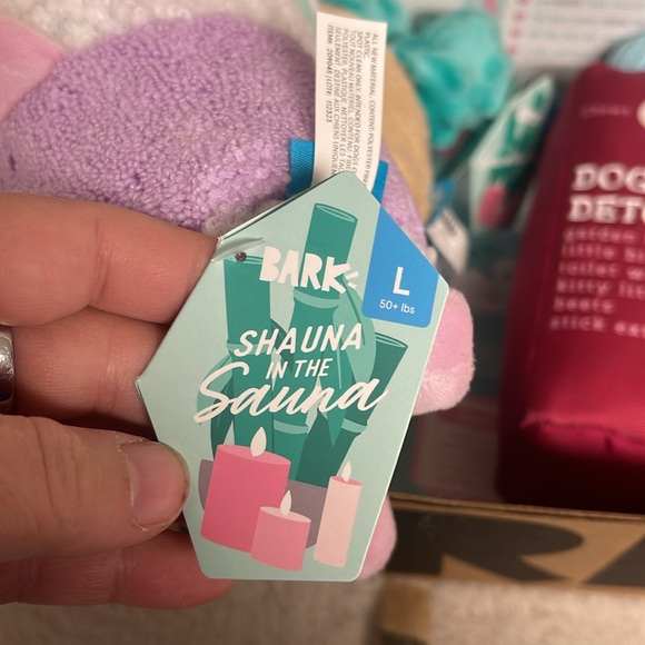 NWT Bark Box - Spa Day - Picture 3 of 11